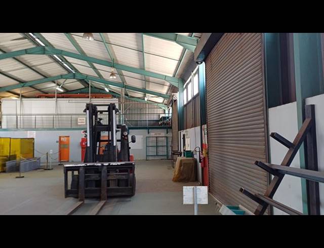 INDUSTRIAL PROPERTY TO RENT IN HENNOPSPARK